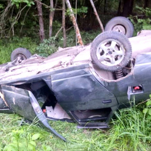 Во Владимирской области компания подростков на ВАЗе улетела в кювет: двое в больнице
