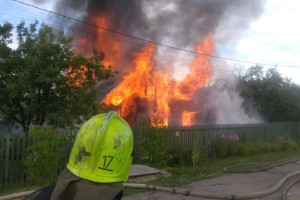 На пожаре под Александровом погиб 69-летний мужчина