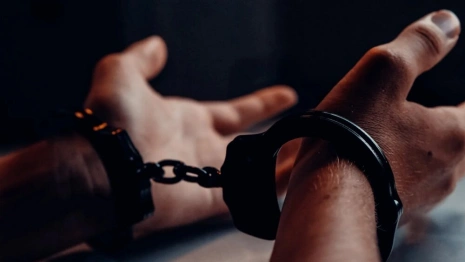 Жителя Владимира получил 8 лет за смерть сожителя матери
