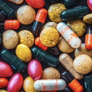 Во Владимире задержали 28-летнюю девушку за контрабанду сильнодействующих веществ