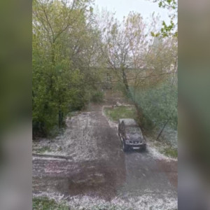 Майский снегопад во Владимире показали на видео