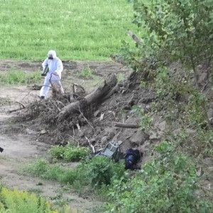 Люди в белых костюмах и с оружием напугали жителей Мурома