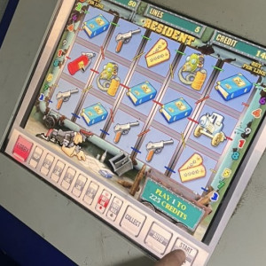 Двоих организаторов казино в Александровском районе будут судить