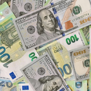 Во Владимире экс-следователя МВД будут судить за растрату 50 тыс. евро и 14 тыс. долларов