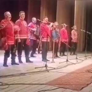 В Коврове ансамбль рожечников исполнил «День Победы» для мобилизованных