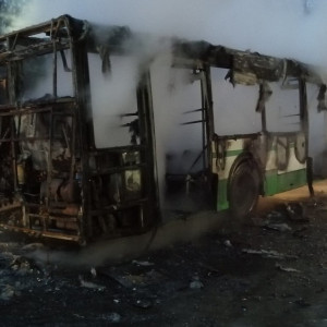 Появились фото сгоревшего во Владимире автобуса