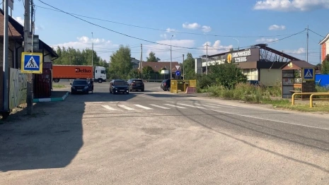 Город Покров оставили без знаков пешеходных переходов и «лежачих полицейских»