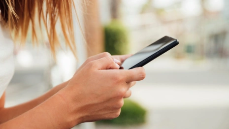 Банки начали интеграцию с новым российским мессенджером