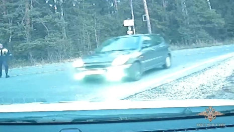 Во Владимирской области пьяный водитель промчался мимо ДПС  