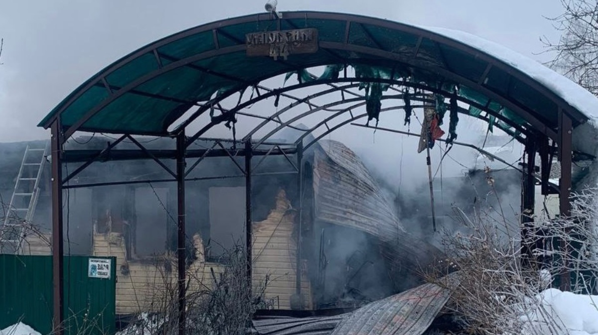 В Кольчугино пожарные потушили частный дом в канун Рождества - День во  Владимире