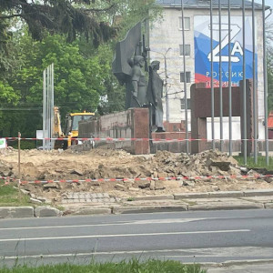 Во Владимире начали ремонтировать площадь Победы