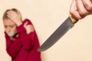 
В Кольчугино женщина ударила пьяного супруга ножом