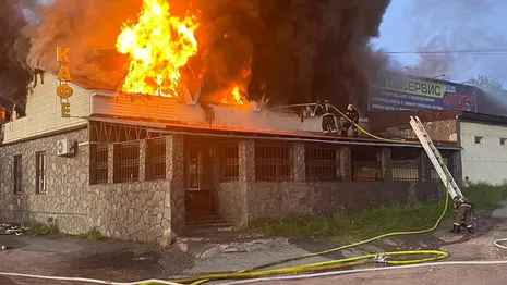 Пожар в кафе в Лакинске мог стать угрозой для других зданий
