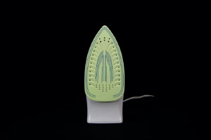 Ковровчане выбивали деньги на выпивку горячим утюгом и грозили собутыльнику отрезать ухо