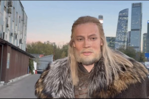 Певец SHAMAN вышел на публику в образе князя Владимира