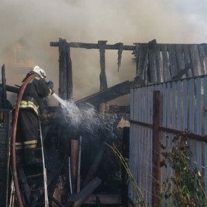 Во Владимире сняли на видео полыхающую баню
