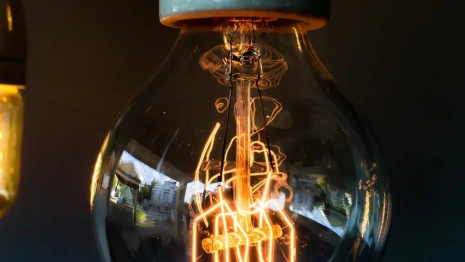 Во Владимире обесточили 36 самовольно подключенных к свету квартир