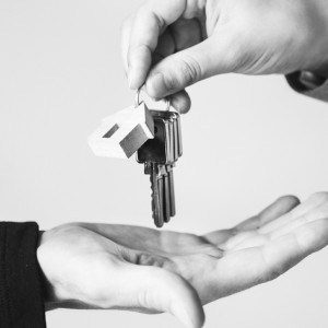 Аналитики подсчитали, сколько владимирцам придется копить на двухкомнатную квартиру