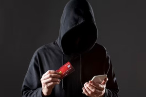 На новогодних каникулах мошенники обманули владимирцев на 1,2 млн рублей