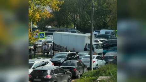 Родители школьников во Владимире спровоцировали хаос на дорогах