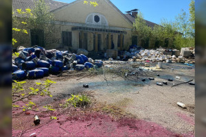 Виновных в появлении свалки химикатов в военном городке во Владимире наказали на 170 тысяч