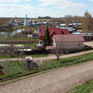 Центр Суздаля закроют для машин в День огурца