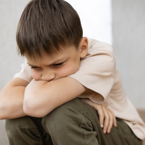 В Гусь-Хрустальном 8-летний мальчик потерялся на вокзале в толпе