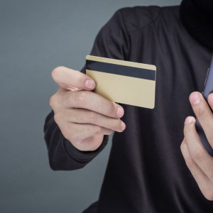 В Коврове будут судить 23-летнего курьера аферистов из Москвы