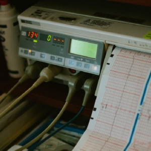 Мать умершего во Владимире 5-летнего сына после эксгумации заявила об отсутствии почек 