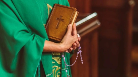 Во Владимирской области священникам разрешили приходить к больным без согласия главврача