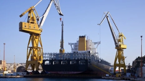 ВСУ обстреляли судостроительный завод в Керчи