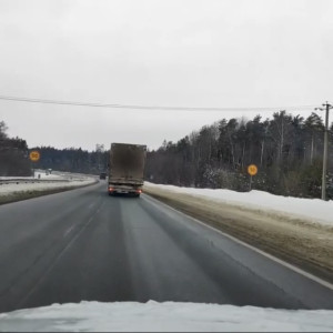 На М-7 во Владимирской области выросли пробки из-за ям и льда