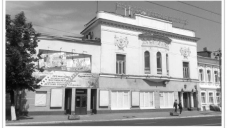 Владимирцев попросили поделиться личными фото из кинотеатра «Художественный»