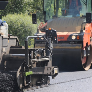 Во Владимирской области ямы на трассе М-7 Волга залатают перед зимой