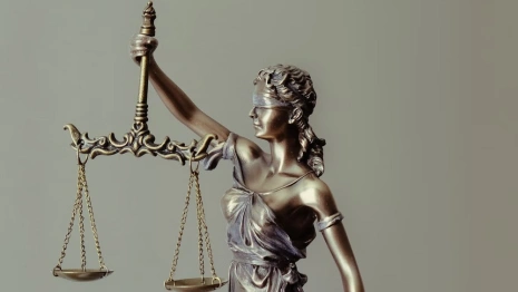 В Коврове оштрафовали мужчину, напавшего на женщину-следователя и оперативника