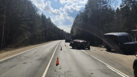 В ДТП с микроавтобусом и легковушкой под Киржачом погибли 2 человека