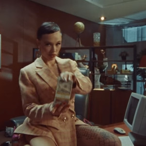 Мебельная компания из Владимира отозвала иск к Инстасамке