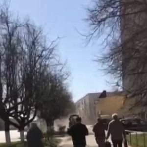 Во Владимире пешеходы рисковали задохнуться от пыльной уборки дорог