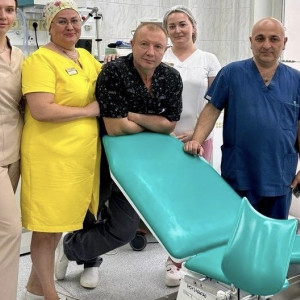 Владимирские врачи спасли женщину с 30-сантиметровой кистой яичника