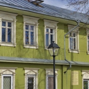 Родителям учащихся православной гимназии в Суздале предложили 3 школы для «переезда»