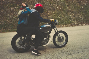 Во Владимирской области на мопеде разбились парень с девушкой 17 и 19 лет