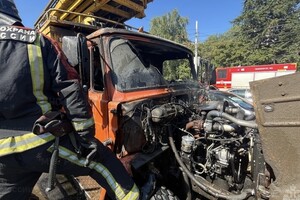 Во Владимире загорелась машина аварийной службы