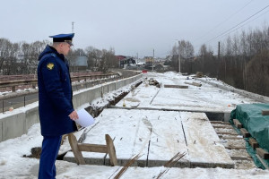 В Киржачском районе подрядчик опоздал с ремонтом моста через Вахчелку