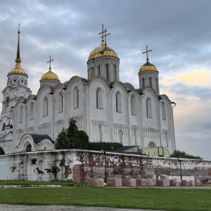 Как идет восстановление ограды Успенского собора во Владимире?