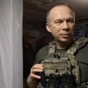 Главком ВСУ из Владимира отправил родителей на лечение в Москву