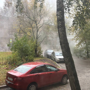 Во Владимире у школы №15 прорвало трубу