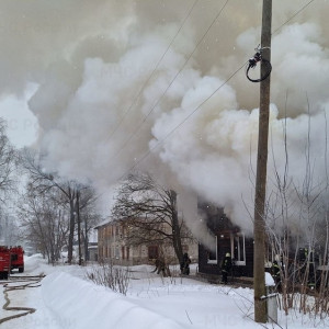 На пожаре в Гусь-Хрустальном эвакуировали 2 детей и 14 взрослых