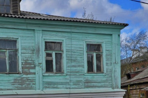 Мэрия Владимира занизила стоимость коммуналки в аварийном доме на 360 тыс. рублей