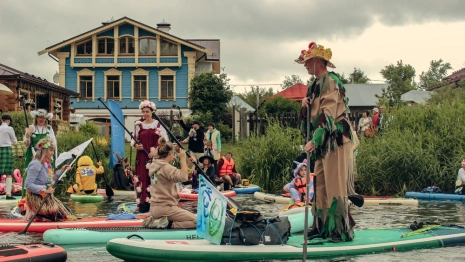 В Суздале пройдет заплыв на сапах в карнавальных костюмах