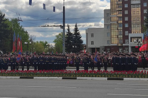 Во Владимире прошел военный парад